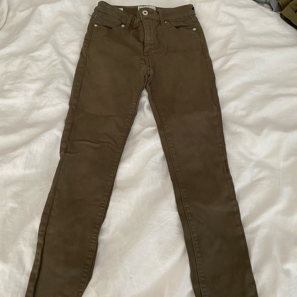 Skinny jeans